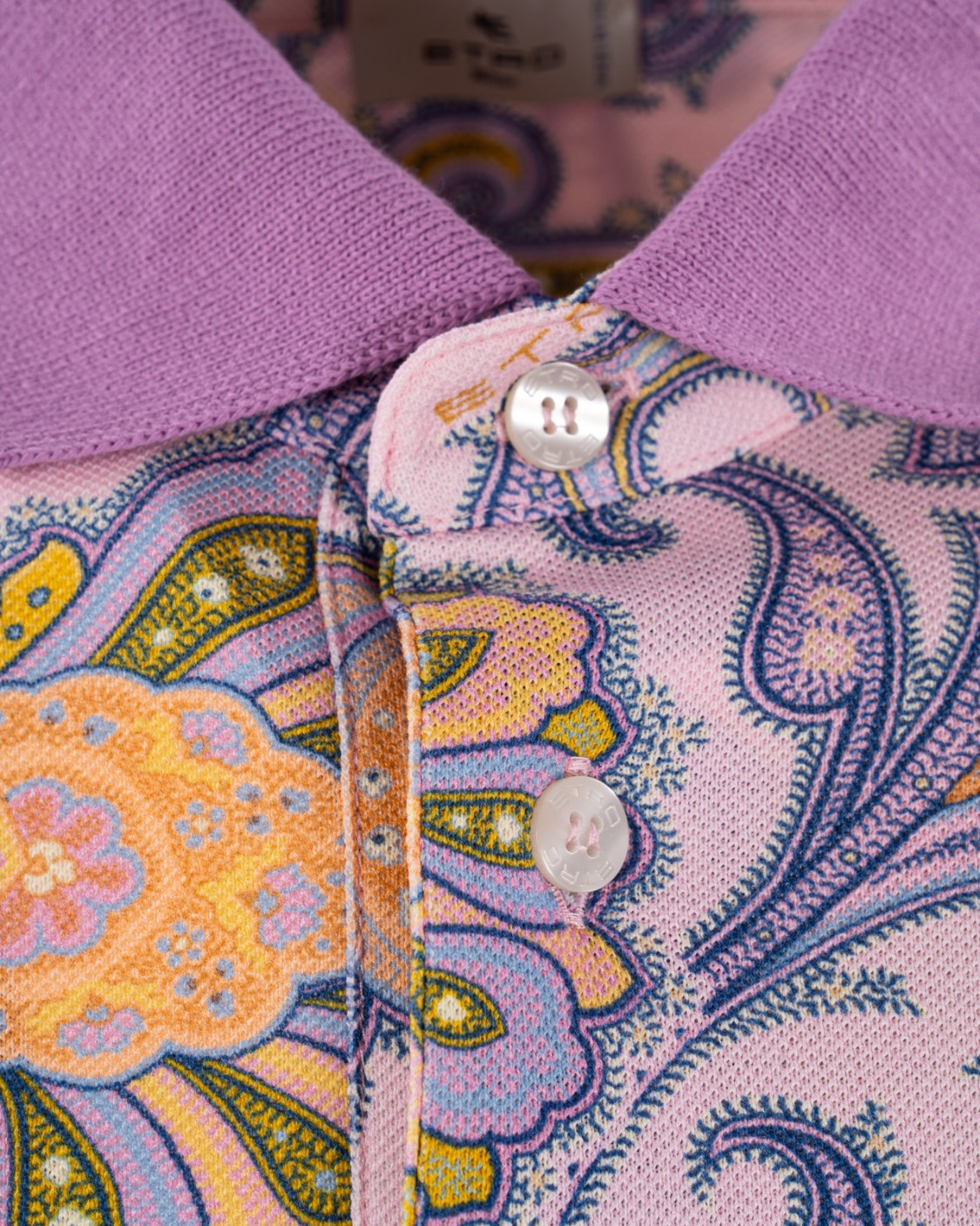 shop ETRO  Polo: Etro polo in cotone paisley floreale.
Motivo Paisley a maxi fiori all-over, di cui alcuni arricchiti con il lettering del brand. 
Pegaso e il monogram ETRO ricamati sul petto.
Fit Roma.
Composizione: 100% COTONE.
Made in Italy.. MRMD0004 AK570-X0870 number 6142033